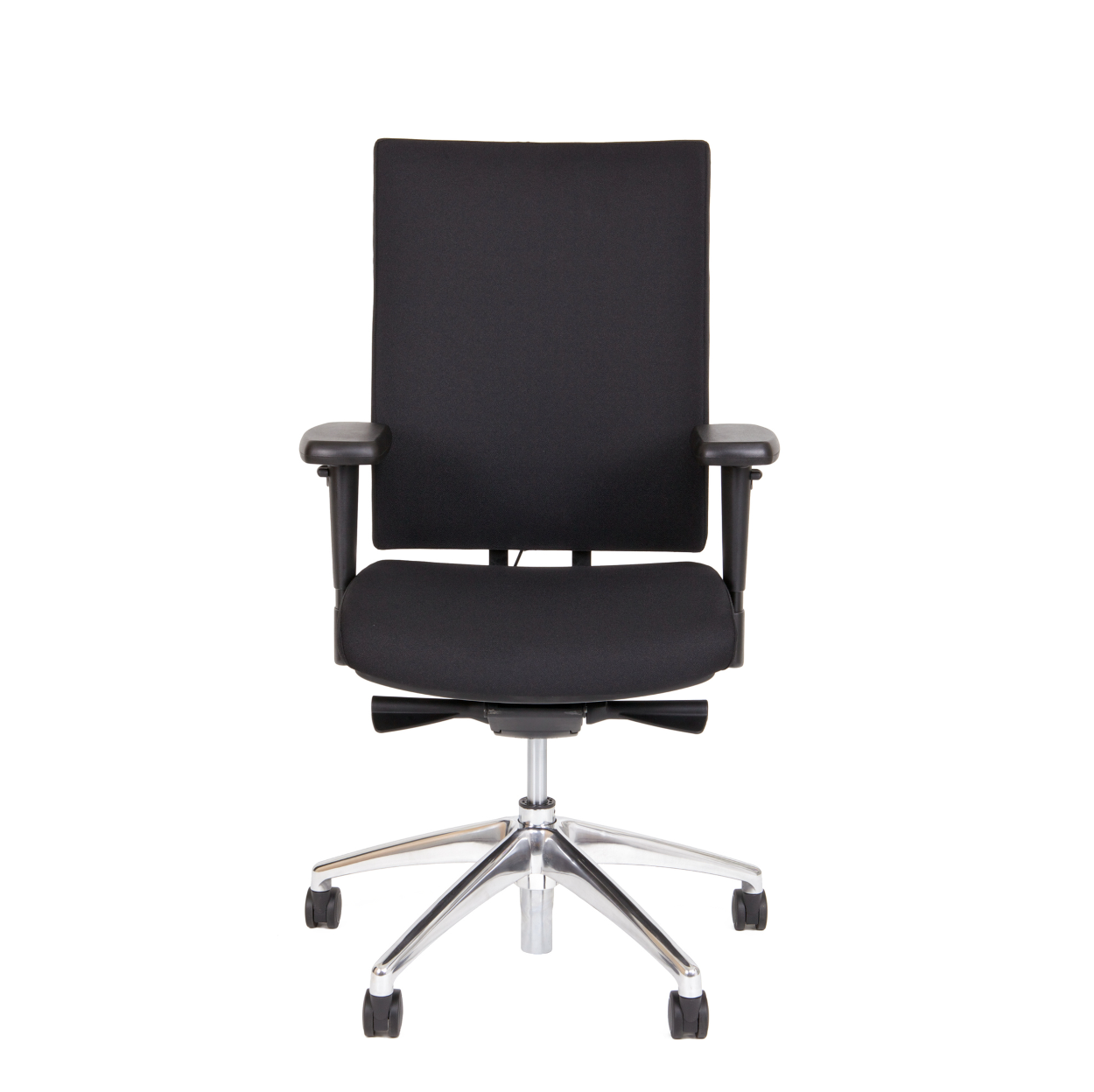 Bureaustoel Dani Comfort in zwarte stoffering met een aluminium voetkruis