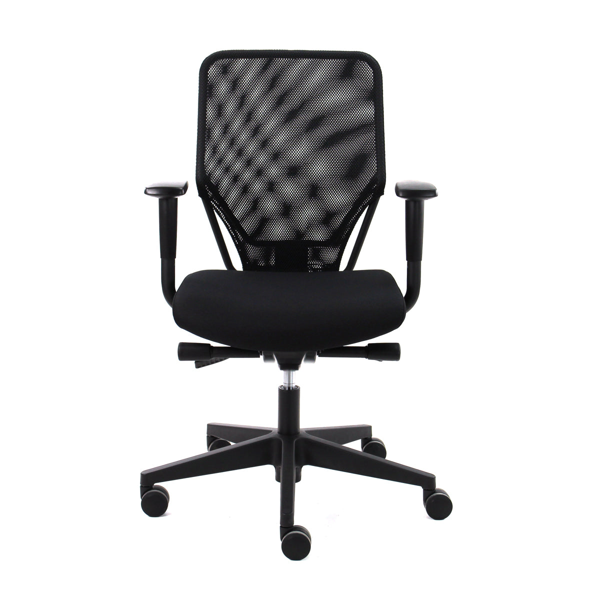 Vooraanzicht van de Bureaustoel Julia uitgevoerd in het zwart