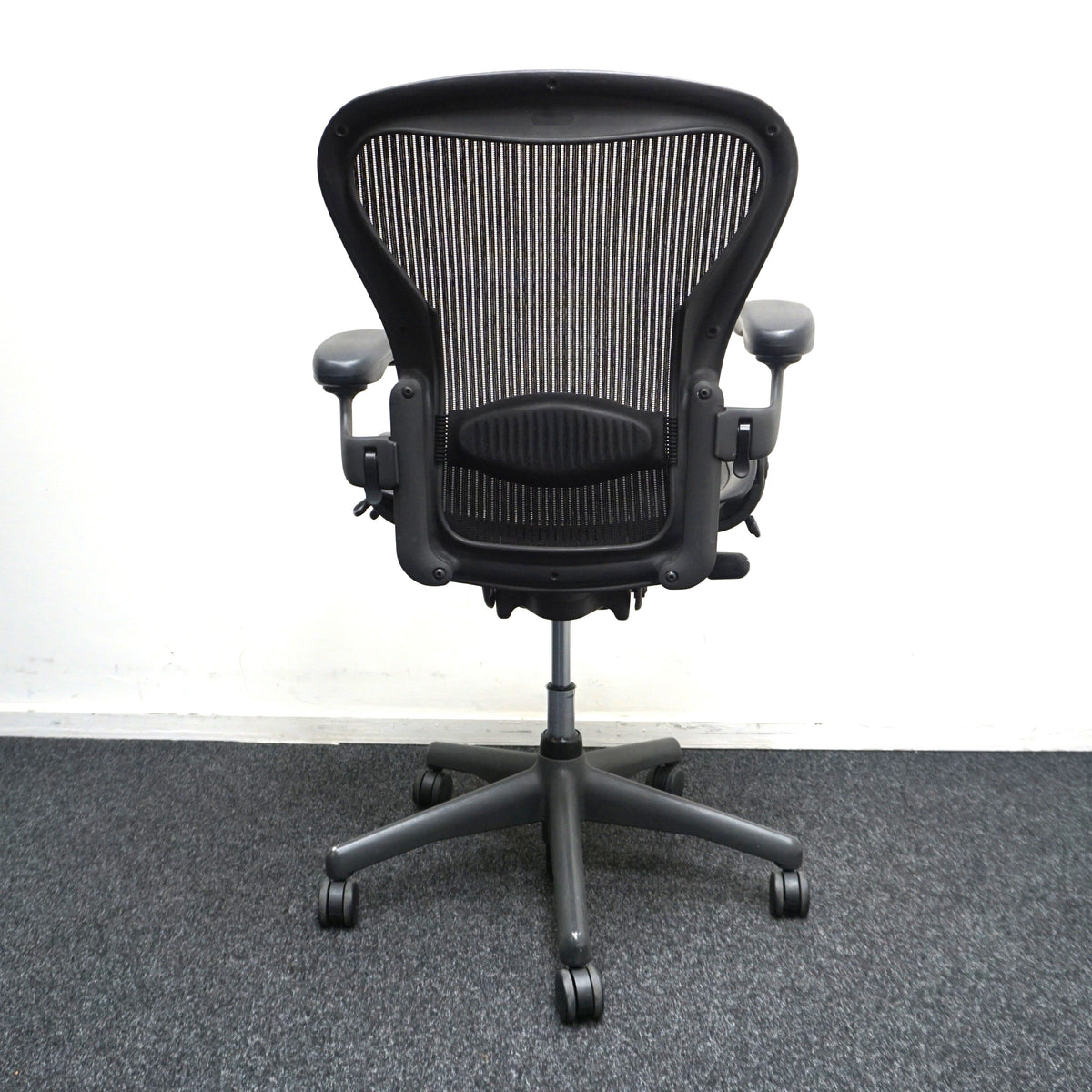 Refurbished Herman Miller Aeron type B, antraciet foto 5