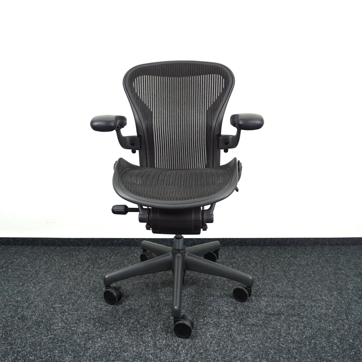 Refurbished Herman Miller Aeron type A, antraciet foto 6