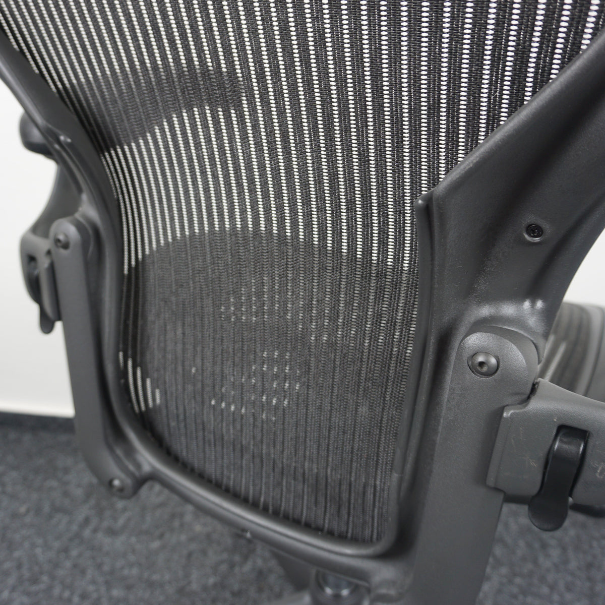 Refurbished Herman Miller Aeron type A, antraciet foto 14
