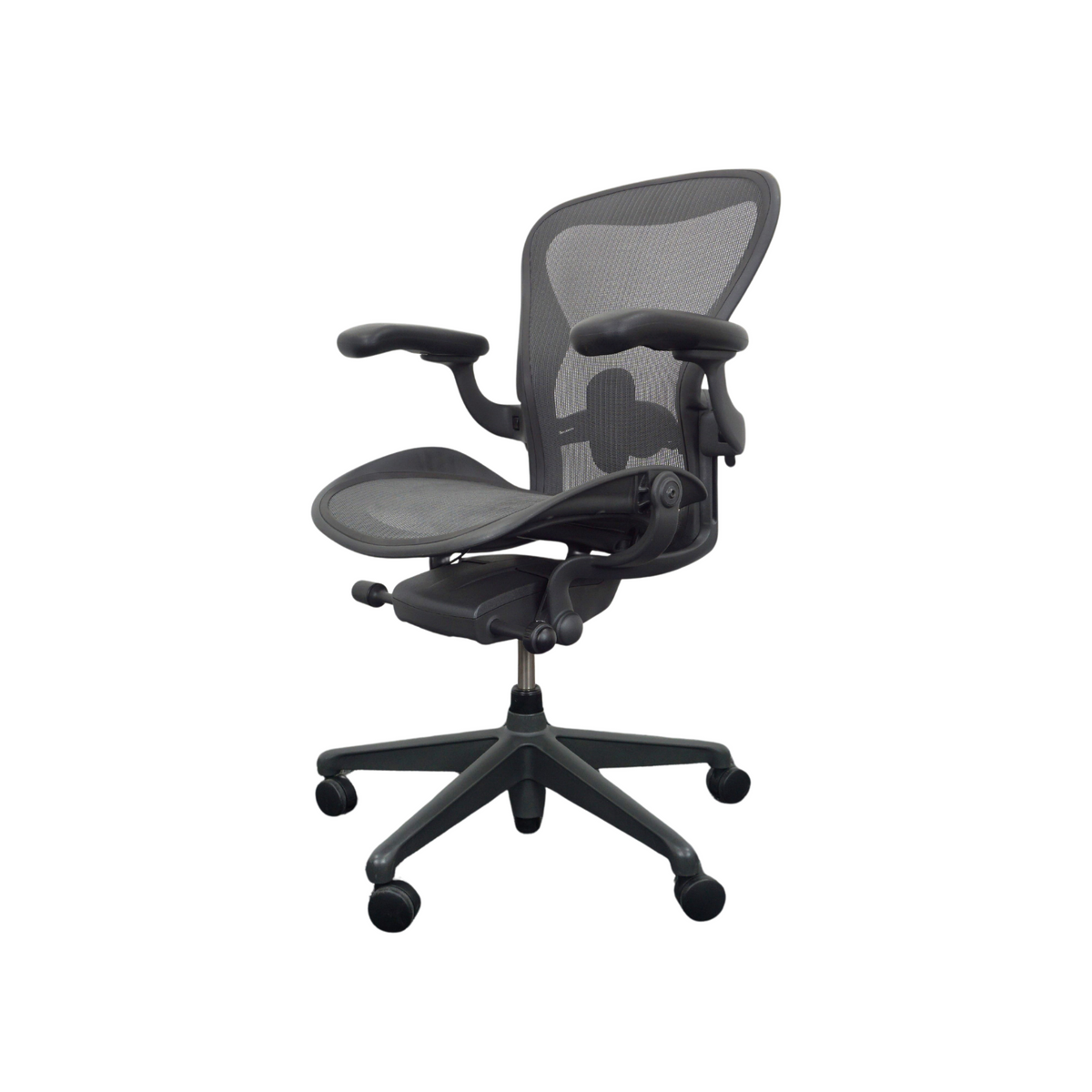 Refurbished Herman Miller Aeron type B Remastered, grafiet