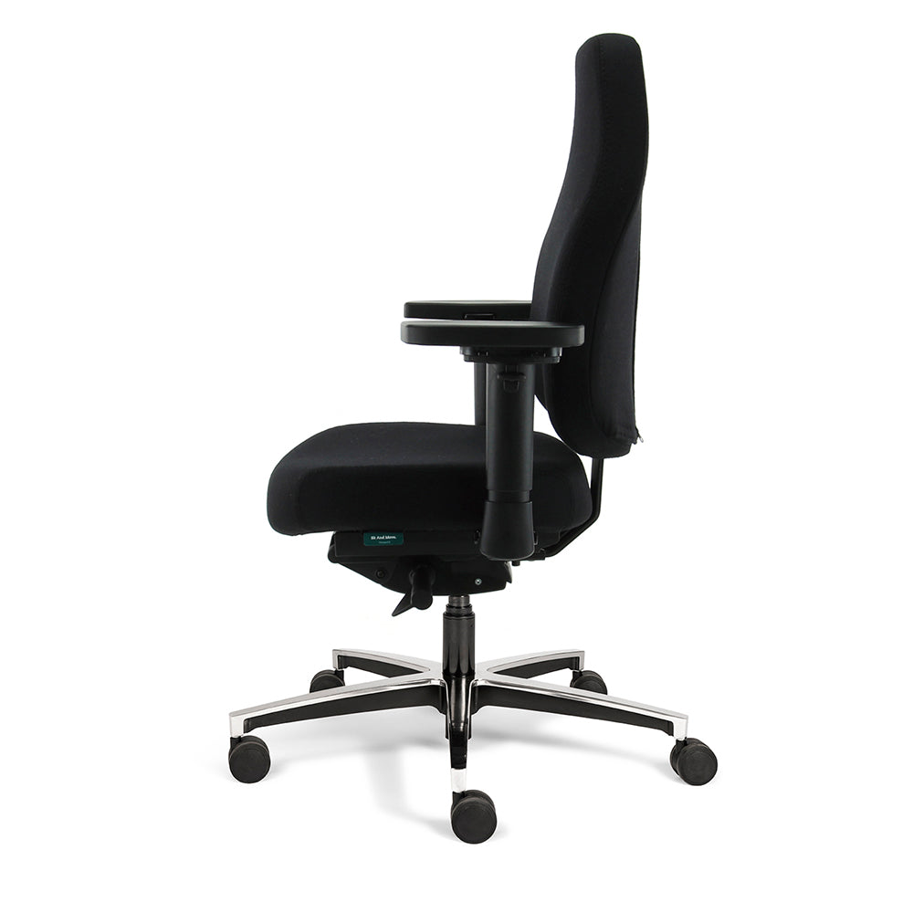 Geheel in zwart uitgeruste Therapod X met aluminium voetkruis gezien vanaf de zijkant