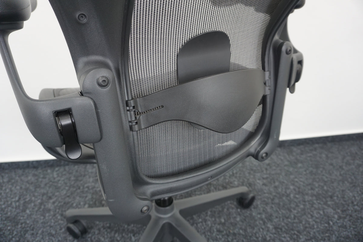 Refurbished Herman Miller Aeron type B Remastered, grafiet foto 11