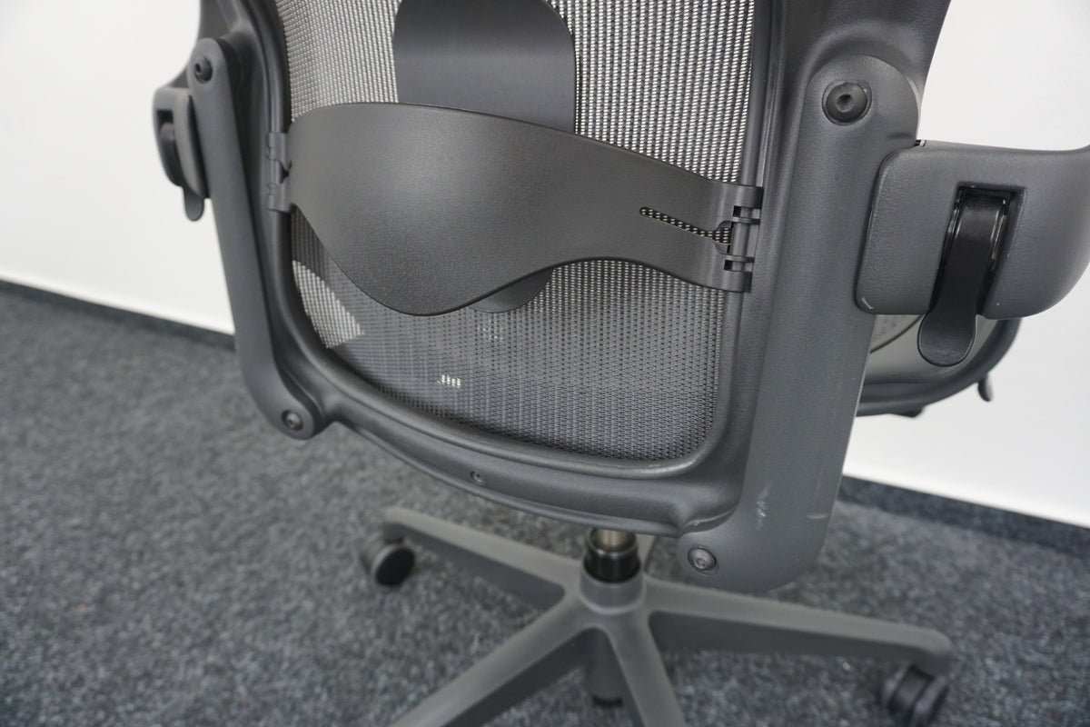 Refurbished Herman Miller Aeron type B Remastered, grafiet foto 12