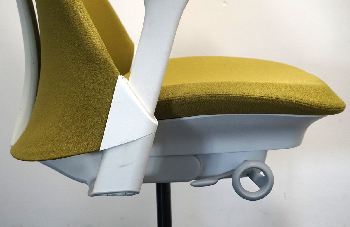 Refurbished Herman Miller Sayl bureaustoel, groen en wit foto 7
