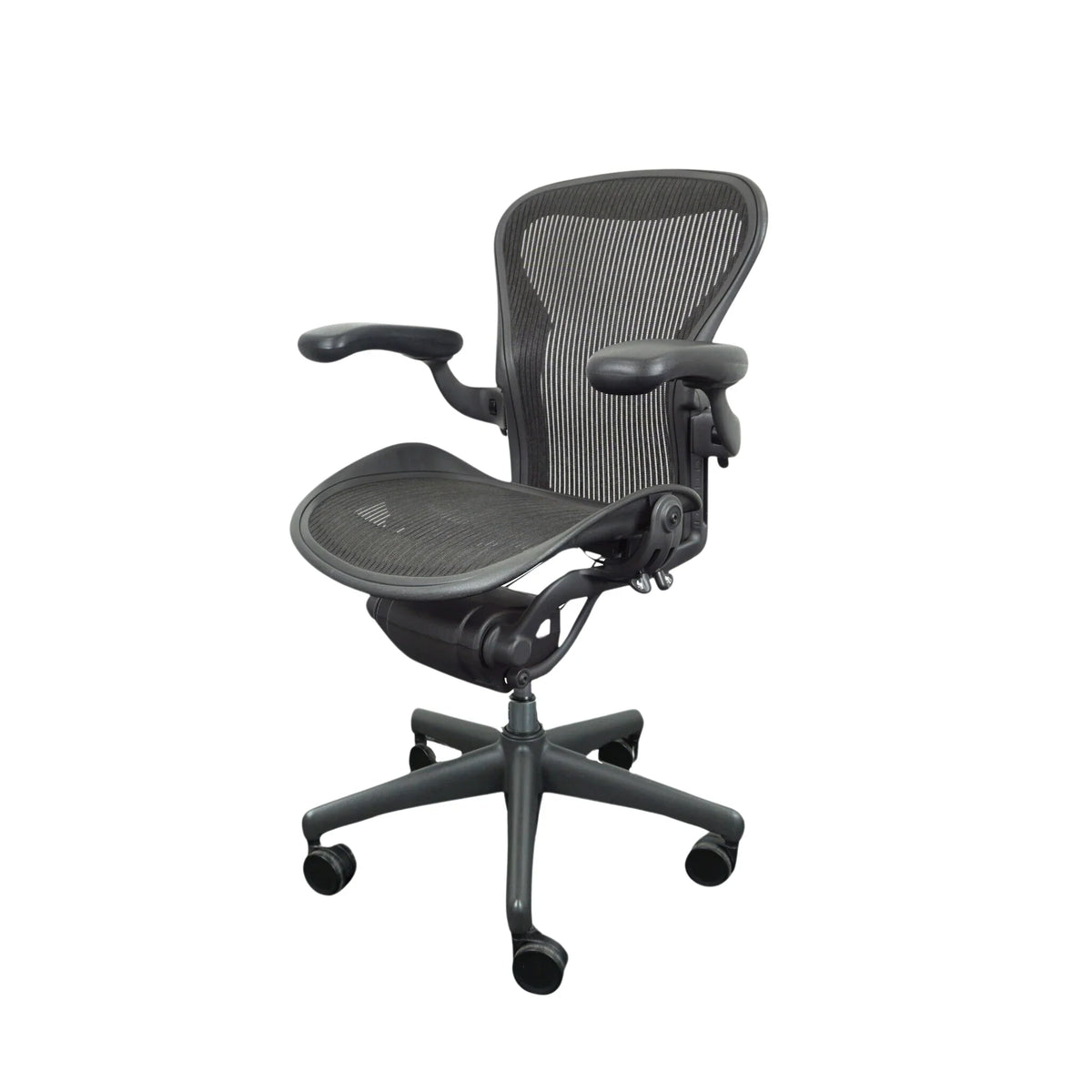 Refurbished Herman Miller Aeron type A, antraciet