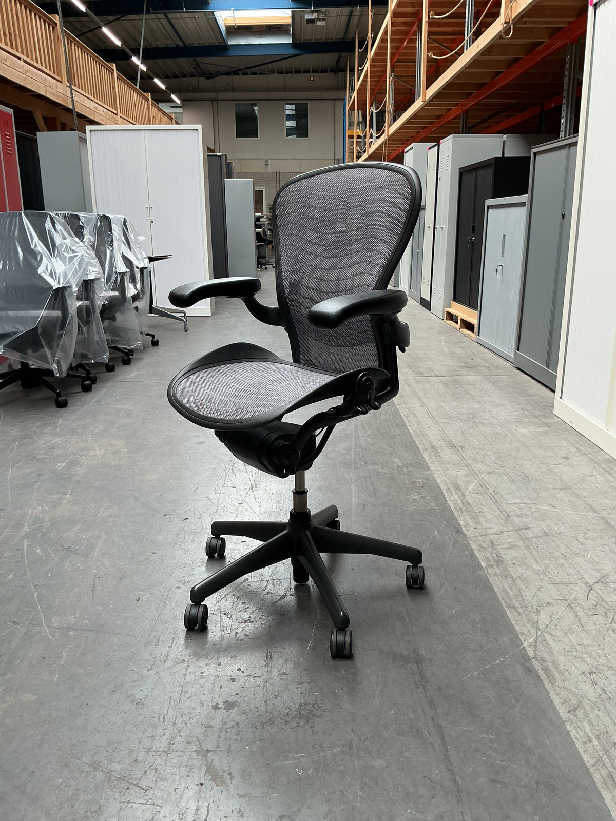 Refurbished Herman Miller Aeron Tuxedo type B, lichtgrijs foto 2